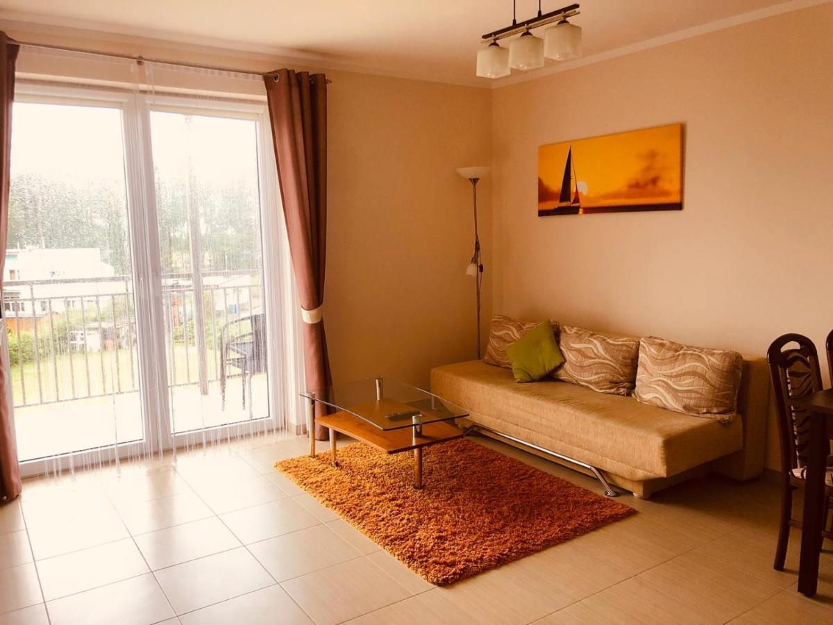 Apartament W Bursztynowych Komnatach Darlowo Luaran gambar